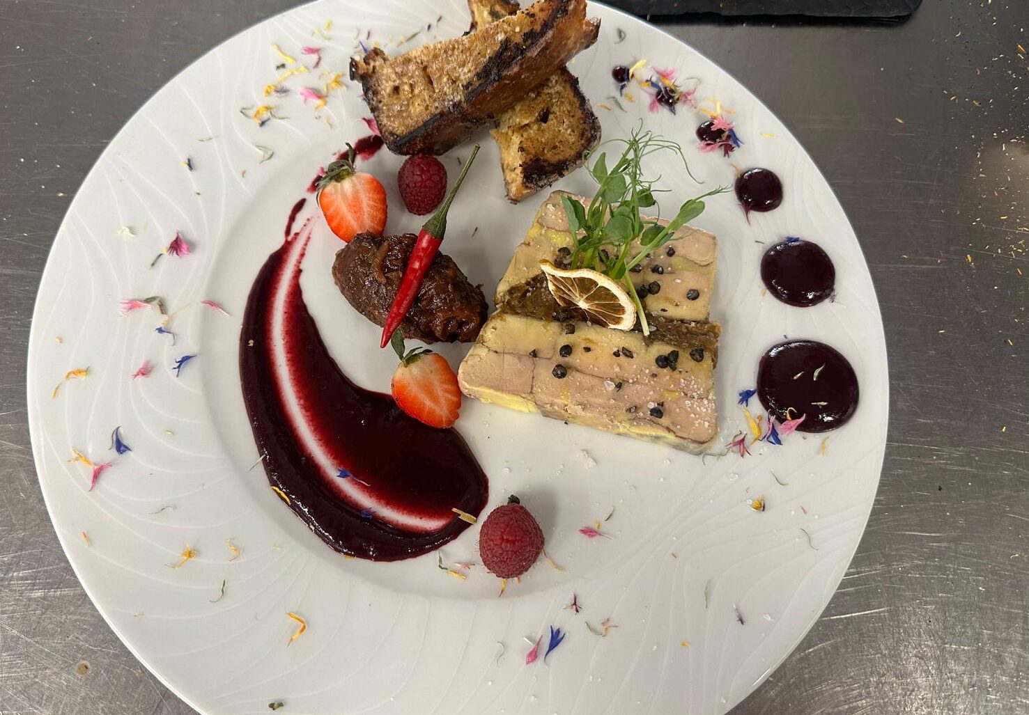 restaurant aigle piscine terrasse banquets mariage anniversaire evjf